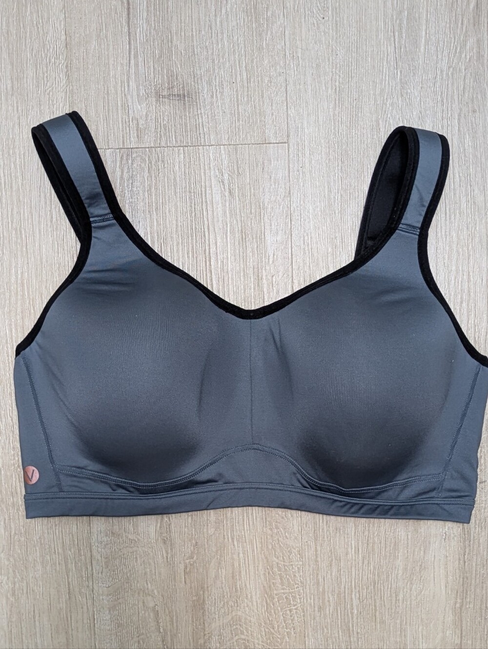Livi High Impact Black Grey Wicking Underwire Athletic Sports Bra 38F - Picture 3 of 10